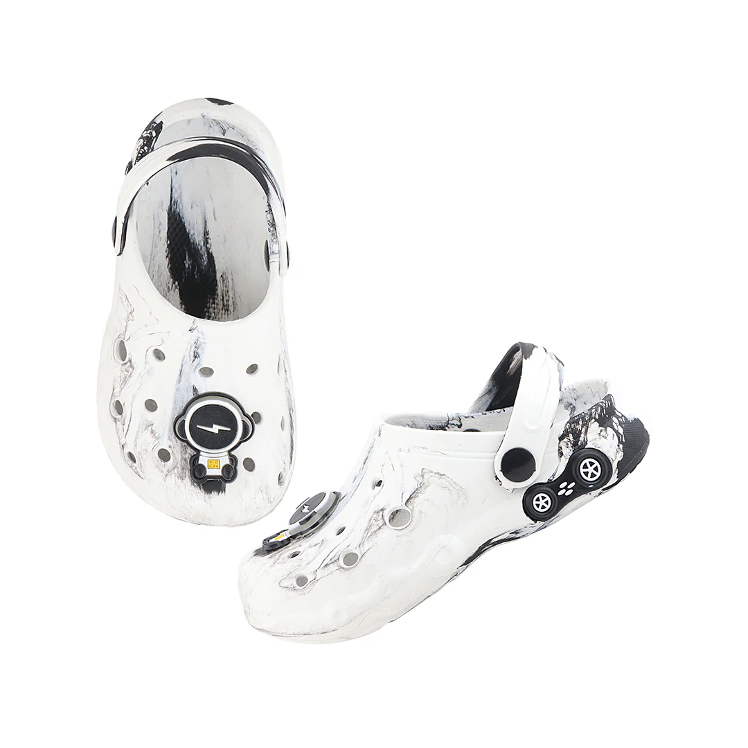 FUEL Splash Lightweight Pull-On Design Clogs Slipper for Boys/Girls (Black) - Image 7