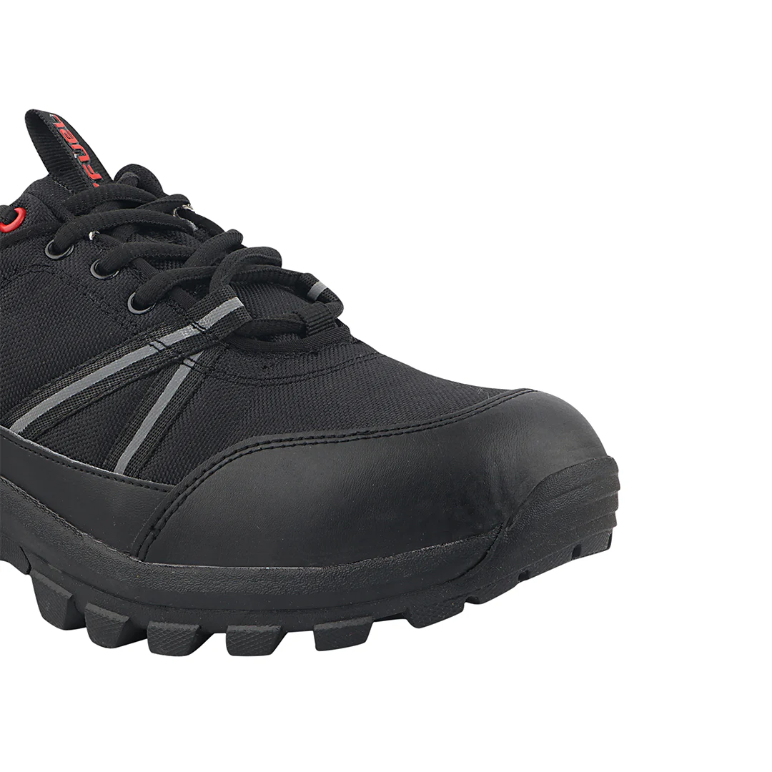 FUEL Rugged Wings Industrial Nitrile Rubber Sole Safety Shoes with 200J Toe Protection for Men - Image 9